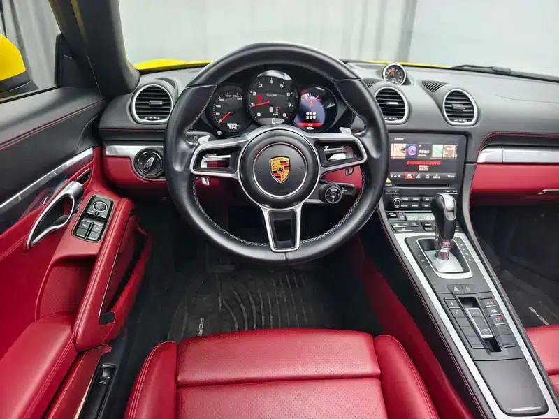 2022 Porsche 718 Boxster 2.0T — миниатюра 15