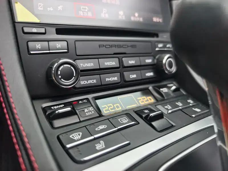 2022 Porsche 718 Boxster 2.0T — миниатюра 7