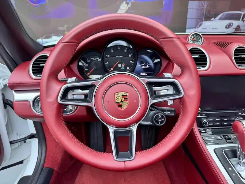 2020 Porsche 718 Boxster 2.0T — миниатюра 11