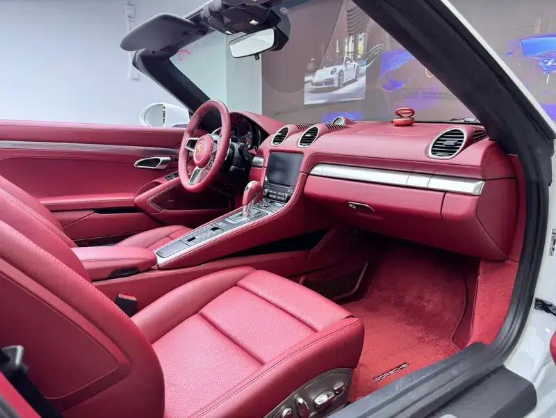 2020 Porsche 718 Boxster 2.0T — миниатюра 9