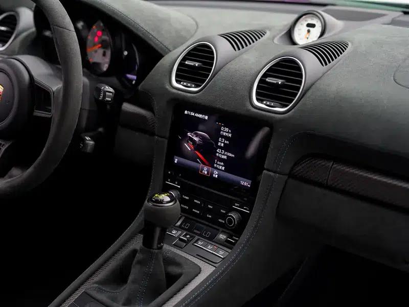 Porsche 718 2022 Cayman GT4 RS 4.0L — миниатюра 22