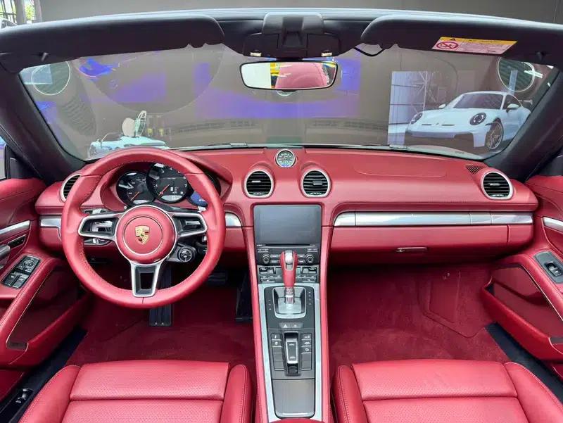 2023 Porsche 718 Boxster 2.0T — миниатюра 9