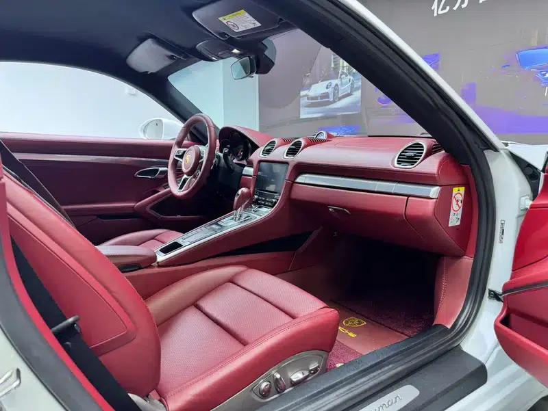Porsche 718 Cayman 2018 2.0T — миниатюра 10