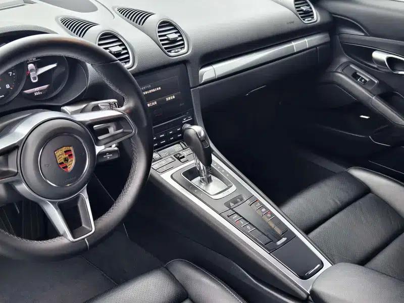 Porsche 718 Cayman 2020 2.0T — миниатюра 13