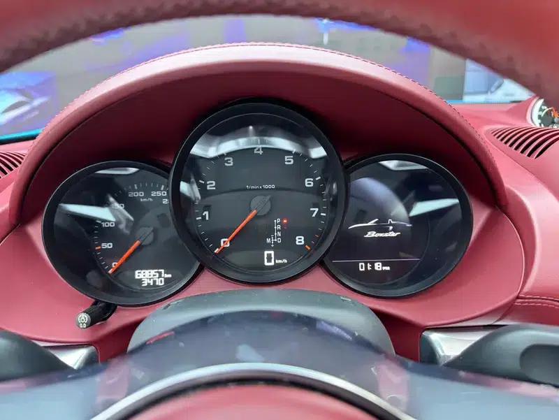 2018 Porsche 718 Boxster 2.0T — миниатюра 11