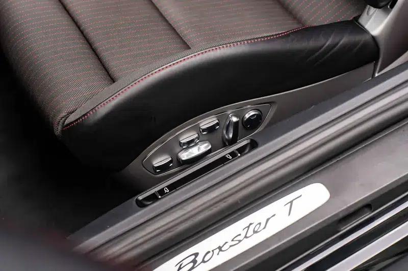 2019 Porsche 718 Boxster T — миниатюра 13