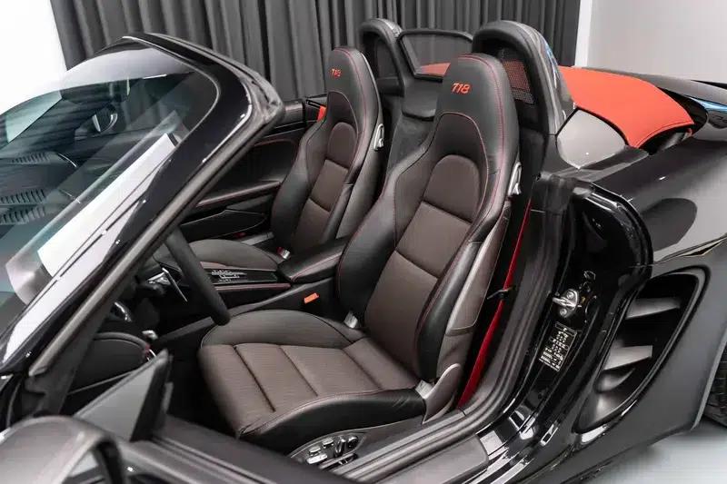2019 Porsche 718 Boxster T — миниатюра 17