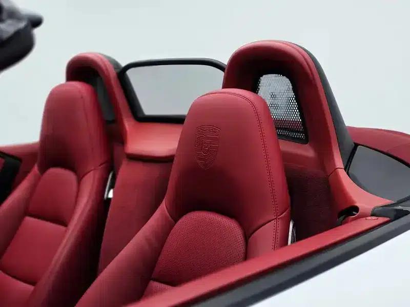 2016 Porsche 718 Boxster 2.0T — миниатюра 20