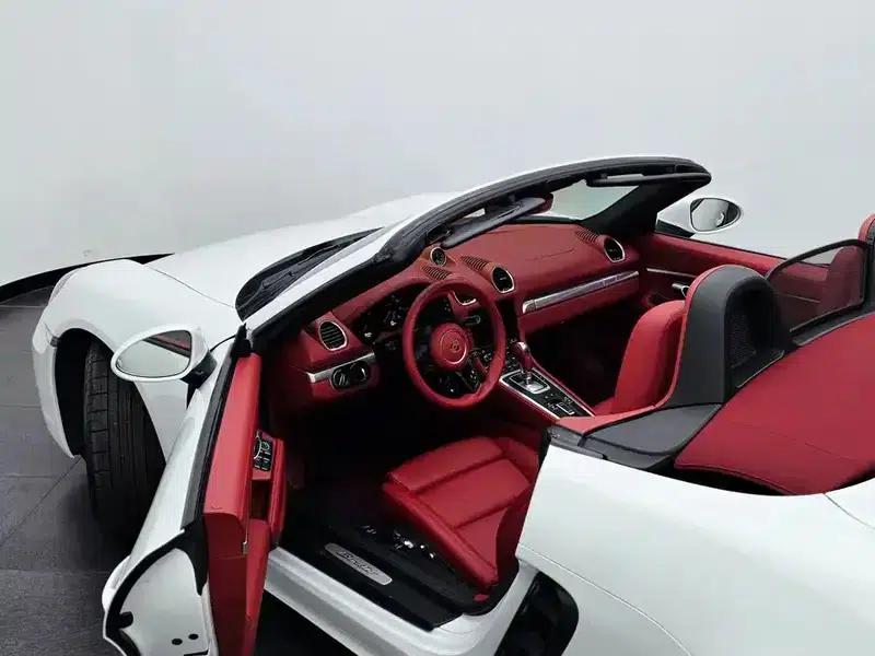 2016 Porsche 718 Boxster 2.0T — миниатюра 21