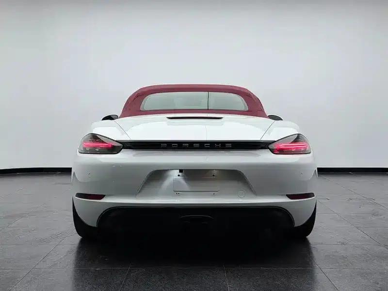 2016 Porsche 718 Boxster 2.0T — миниатюра 5