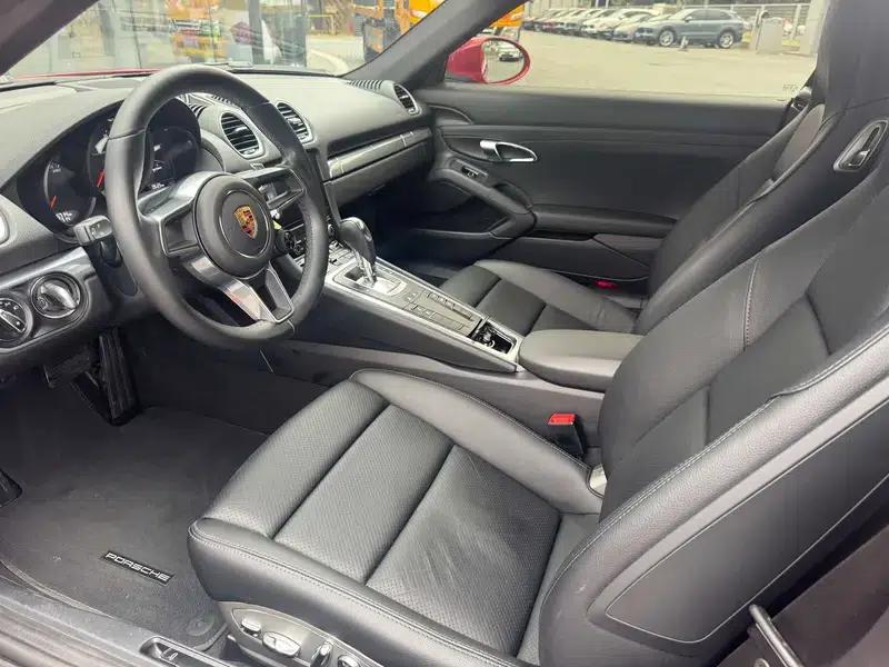 Porsche 718 Cayman 2023 2.0T — миниатюра 11