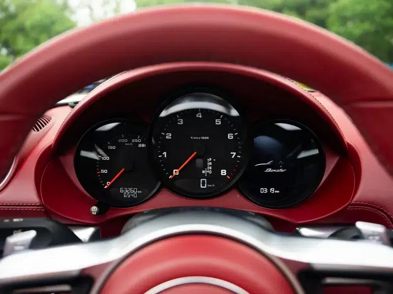 2018 Porsche 718 Boxster 2.0T — миниатюра 11