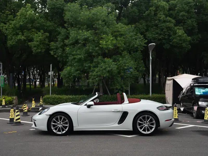 2018 Porsche 718 Boxster 2.0T — миниатюра 3