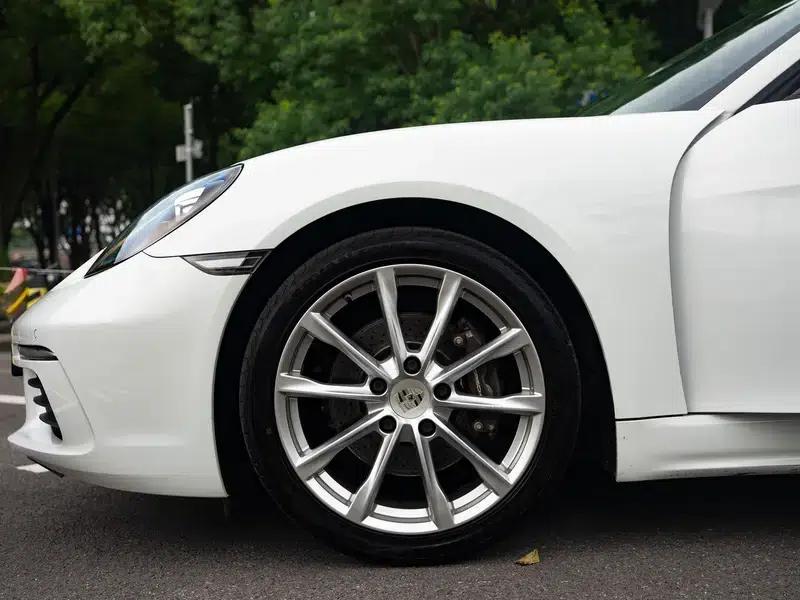 2018 Porsche 718 Boxster 2.0T — миниатюра 8