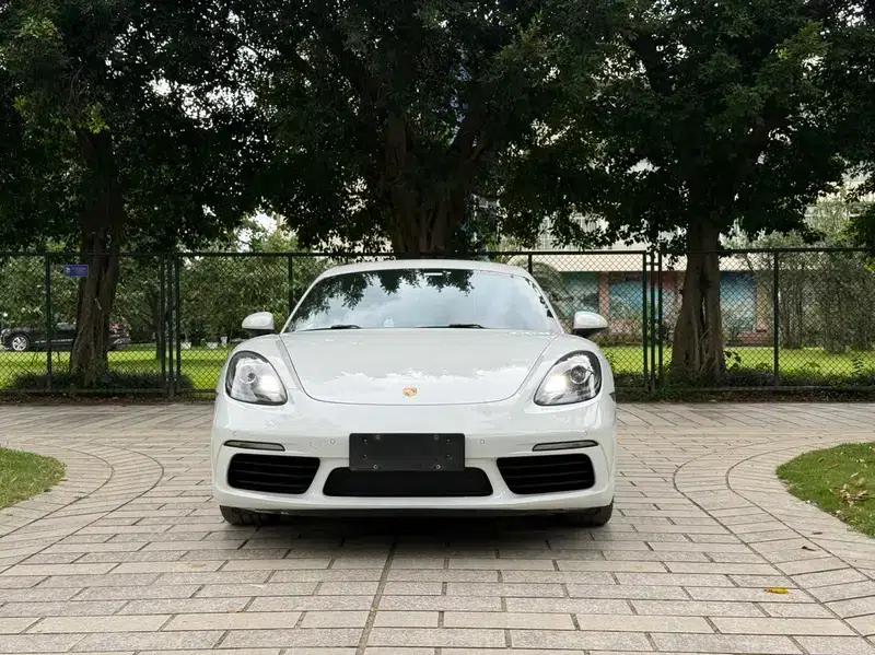 Porsche 718 Cayman 2018 2.0T — миниатюра 2