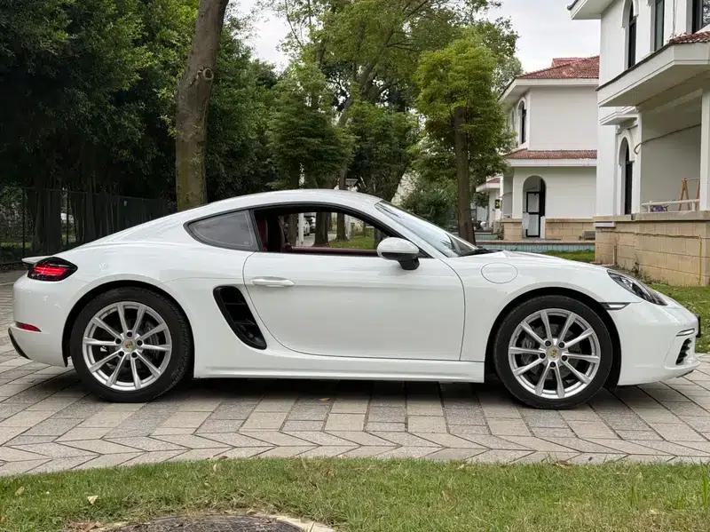 Porsche 718 Cayman 2018 2.0T — миниатюра 6