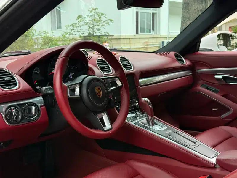 Porsche 718 Cayman 2018 2.0T — миниатюра 7
