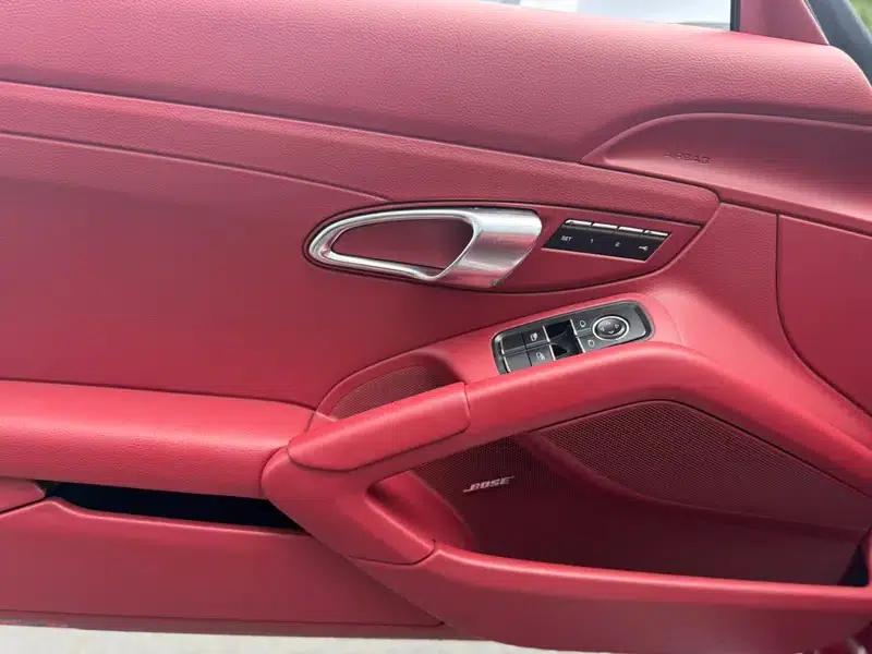 2018 Porsche 718 Boxster 2.0T — миниатюра 14