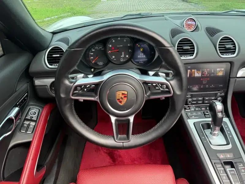 2018 Porsche 718 Boxster 2.0T — миниатюра 16