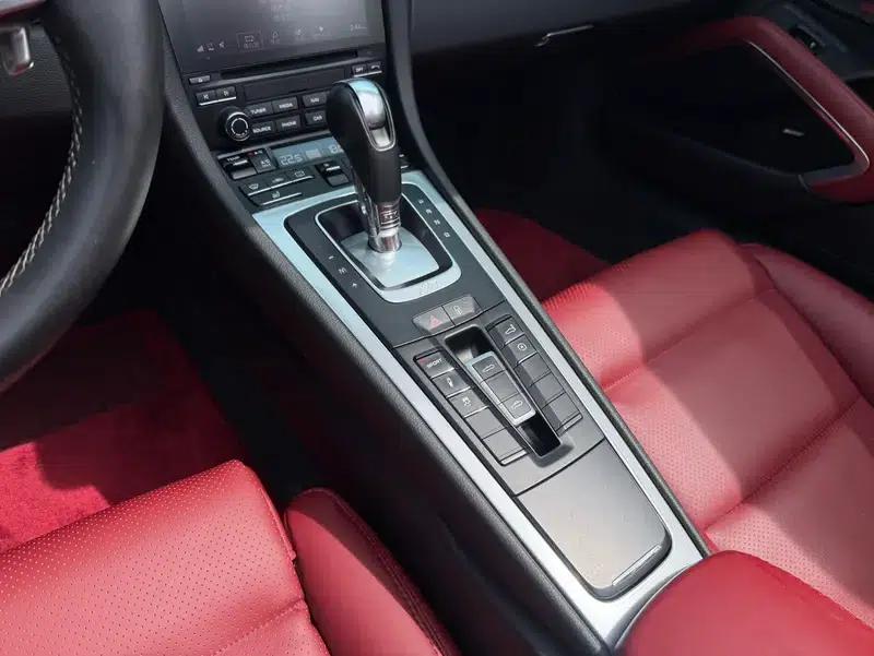 2018 Porsche 718 Boxster 2.0T — миниатюра 17