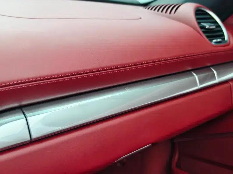 2020 Porsche 718 Boxster 2.0T — миниатюра 8