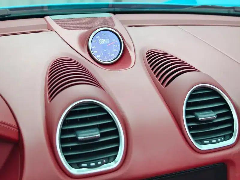 2020 Porsche 718 Boxster 2.0T — миниатюра 9
