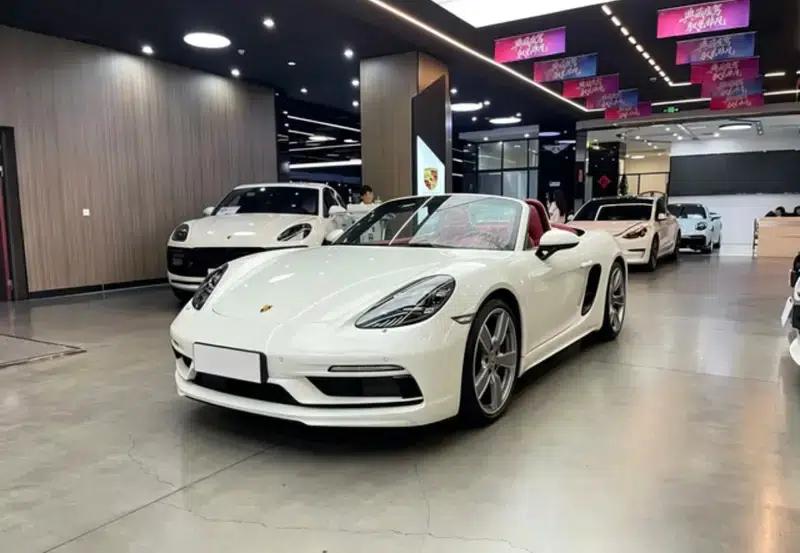 2023 Porsche 718 Boxster 2.0T — миниатюра 1