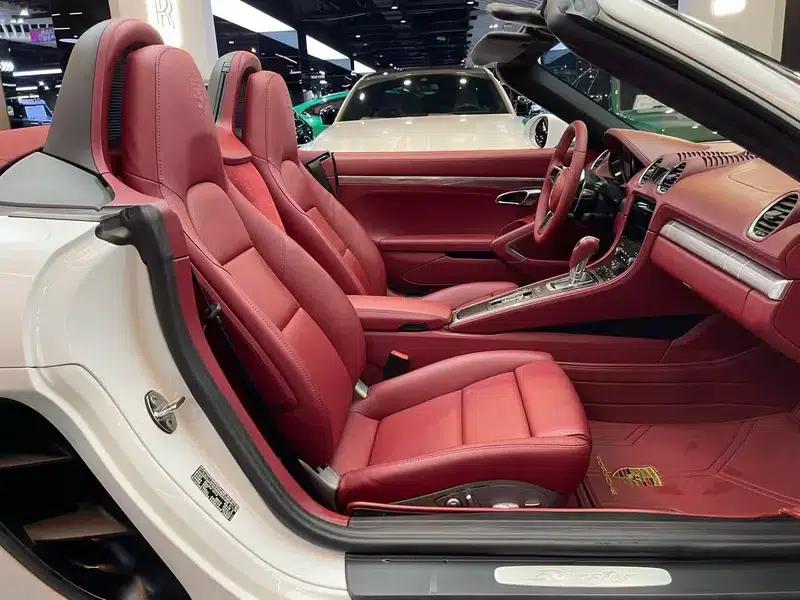2016 Porsche 718 Boxster 2.0T — миниатюра 14