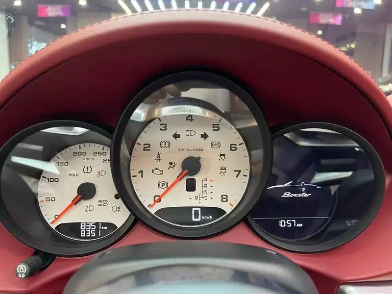 2023 Porsche 718 Boxster 2.0T — миниатюра 11