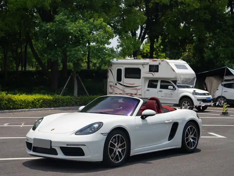 2020 Porsche 718 Boxster 2.0T — миниатюра 1