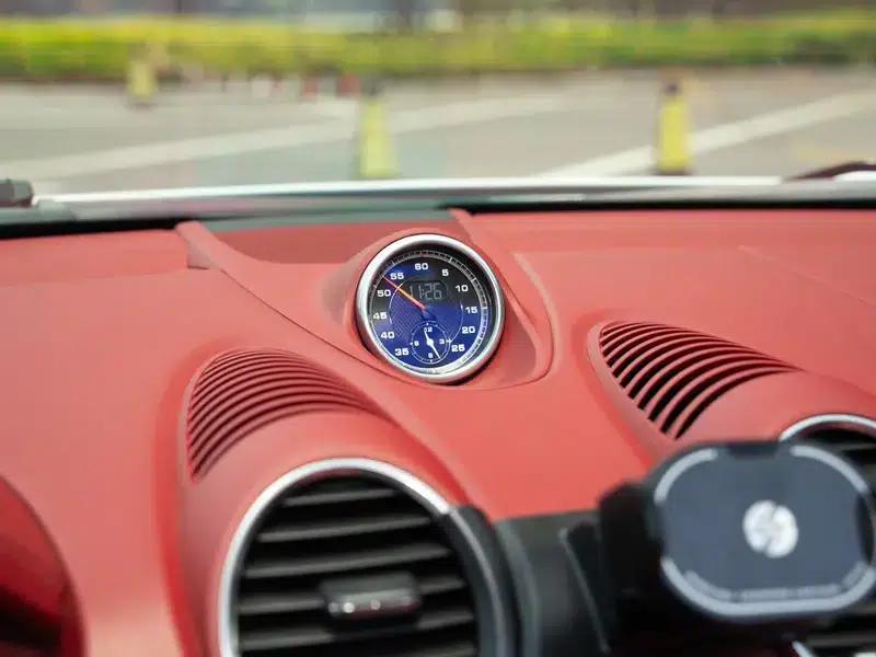 2020 Porsche 718 Boxster 2.0T — миниатюра 11