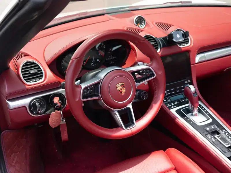 2020 Porsche 718 Boxster 2.0T — миниатюра 14