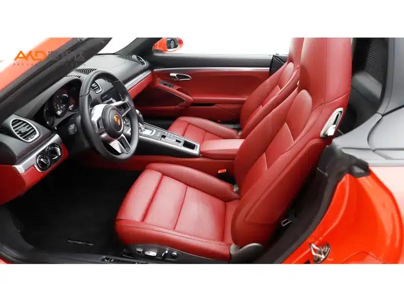 2020 Porsche 718 Boxster 2.0T — миниатюра 10