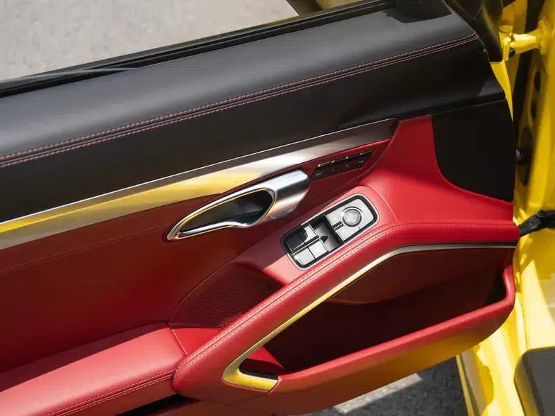 Porsche 718 Cayman 2020 2.0T — миниатюра 17