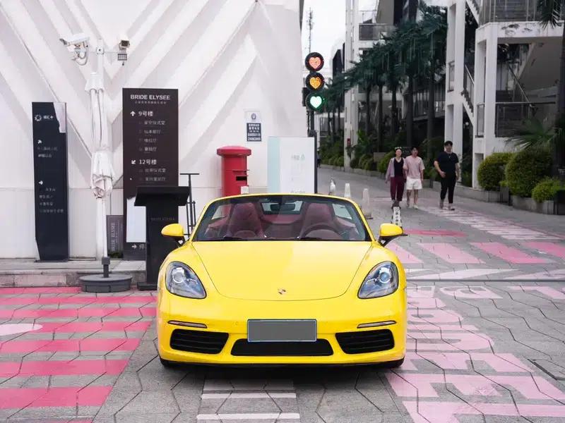 2016 Porsche 718 Boxster 2.0T — миниатюра 2