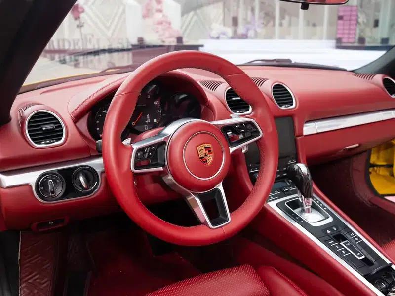 2016 Porsche 718 Boxster 2.0T — миниатюра 14