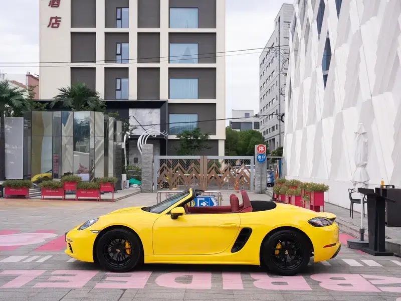 2016 Porsche 718 Boxster 2.0T — миниатюра 3