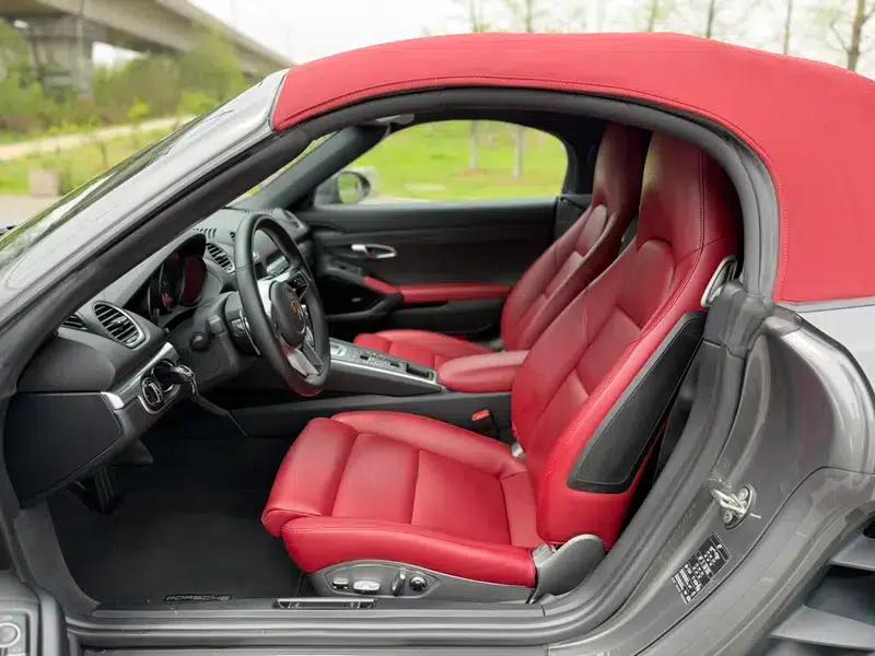 2018 Porsche 718 Boxster 2.0T — миниатюра 11