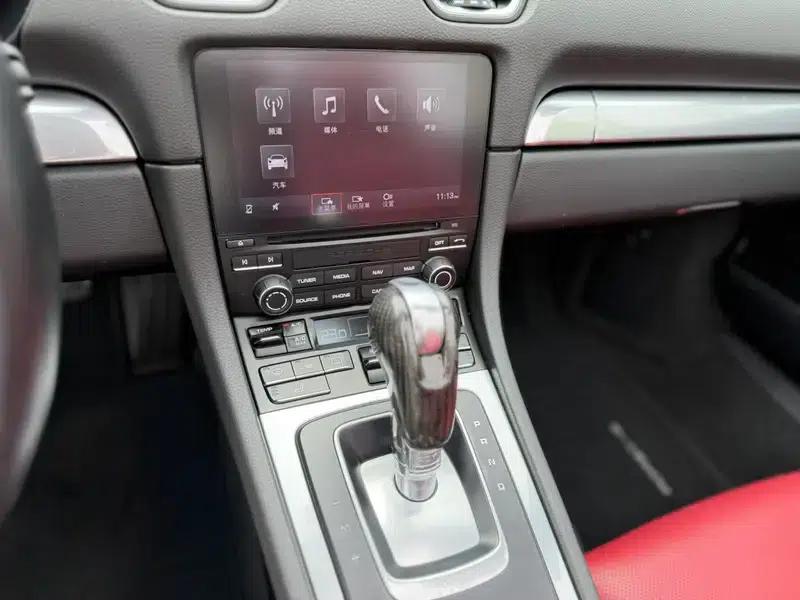 2018 Porsche 718 Boxster 2.0T — миниатюра 9