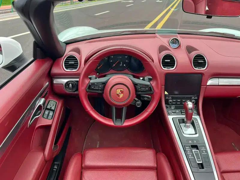 2016 Porsche 718 Boxster 2.0T — миниатюра 7