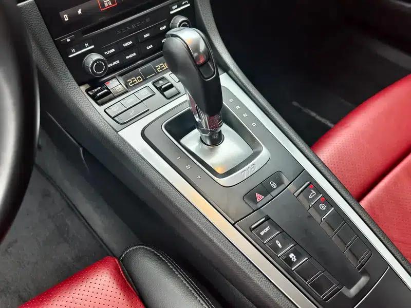 Porsche 718 Cayman 2016 2.0T — миниатюра 11