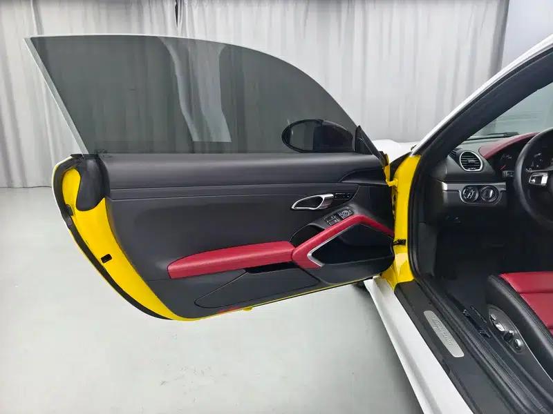 Porsche 718 Cayman 2016 2.0T — миниатюра 15