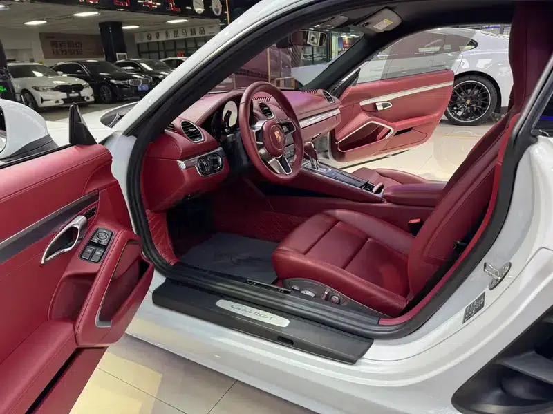 Porsche 718 Cayman 2018 2.0T — миниатюра 13