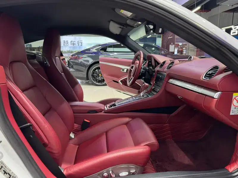Porsche 718 Cayman 2018 2.0T — миниатюра 15