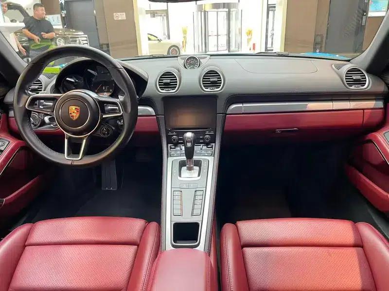 Porsche 718 Cayman 2018 2.0T — миниатюра 11