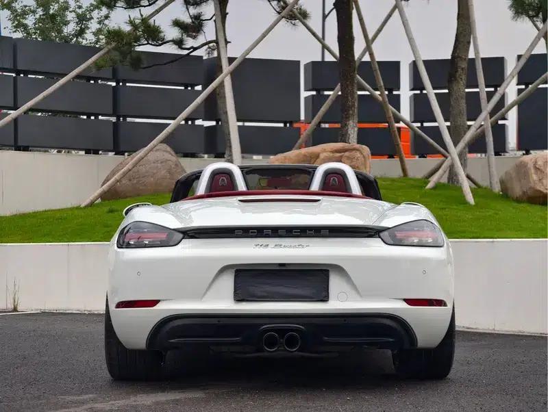 2020 Porsche 718 Boxster 2.0T — миниатюра 5
