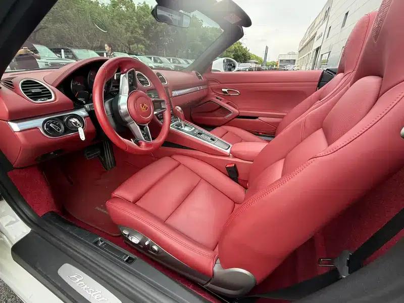 2016 Porsche 718 Boxster 2.0T — миниатюра 14