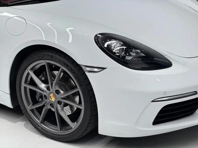2022 Porsche 718 Boxster 2.0T — миниатюра 11
