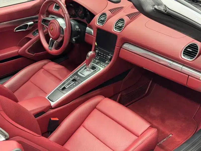 2022 Porsche 718 Boxster 2.0T — миниатюра 20