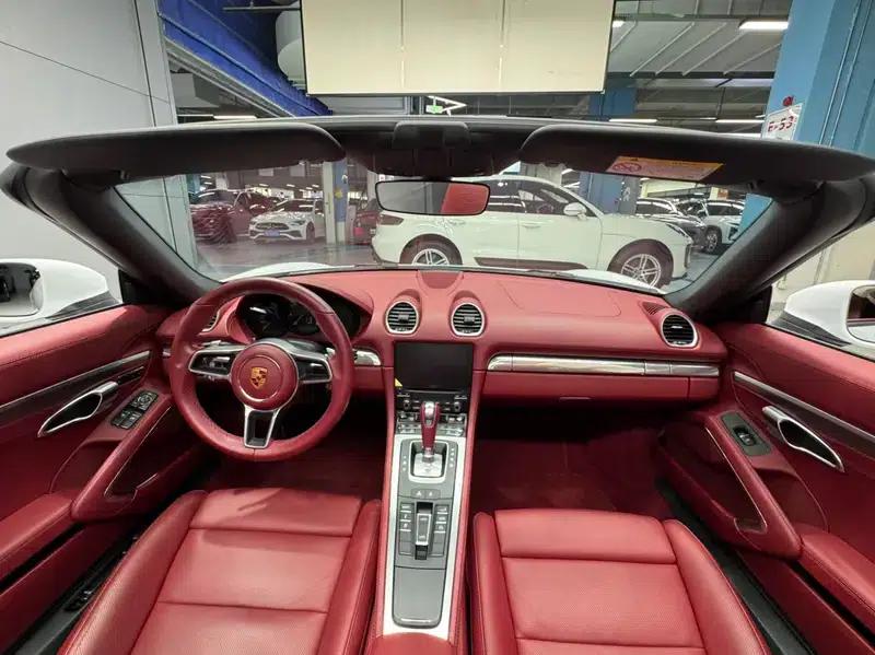 2022 Porsche 718 Boxster 2.0T — миниатюра 24